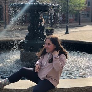 Meet your Posher, Emily